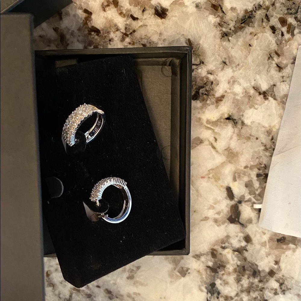 Genuine white gold and Diamond huggie pavè earrings